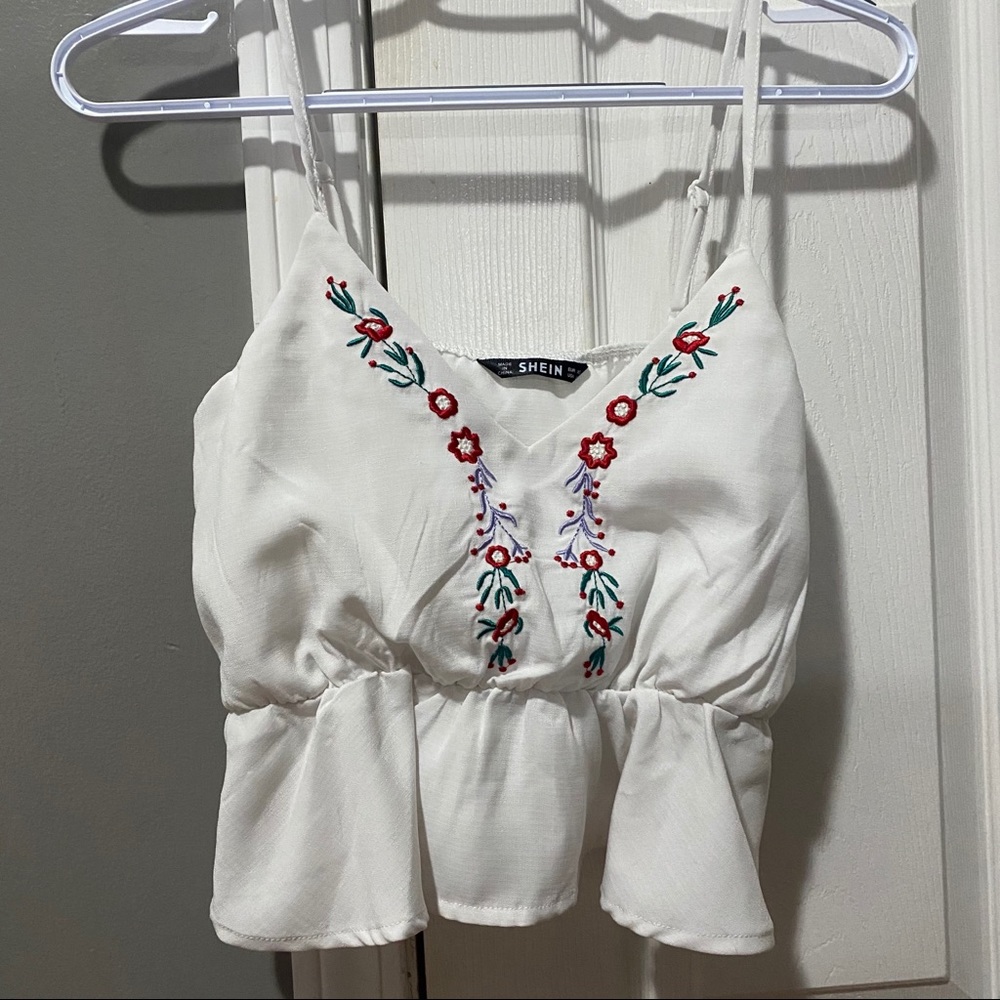 Embroidered tank top!!